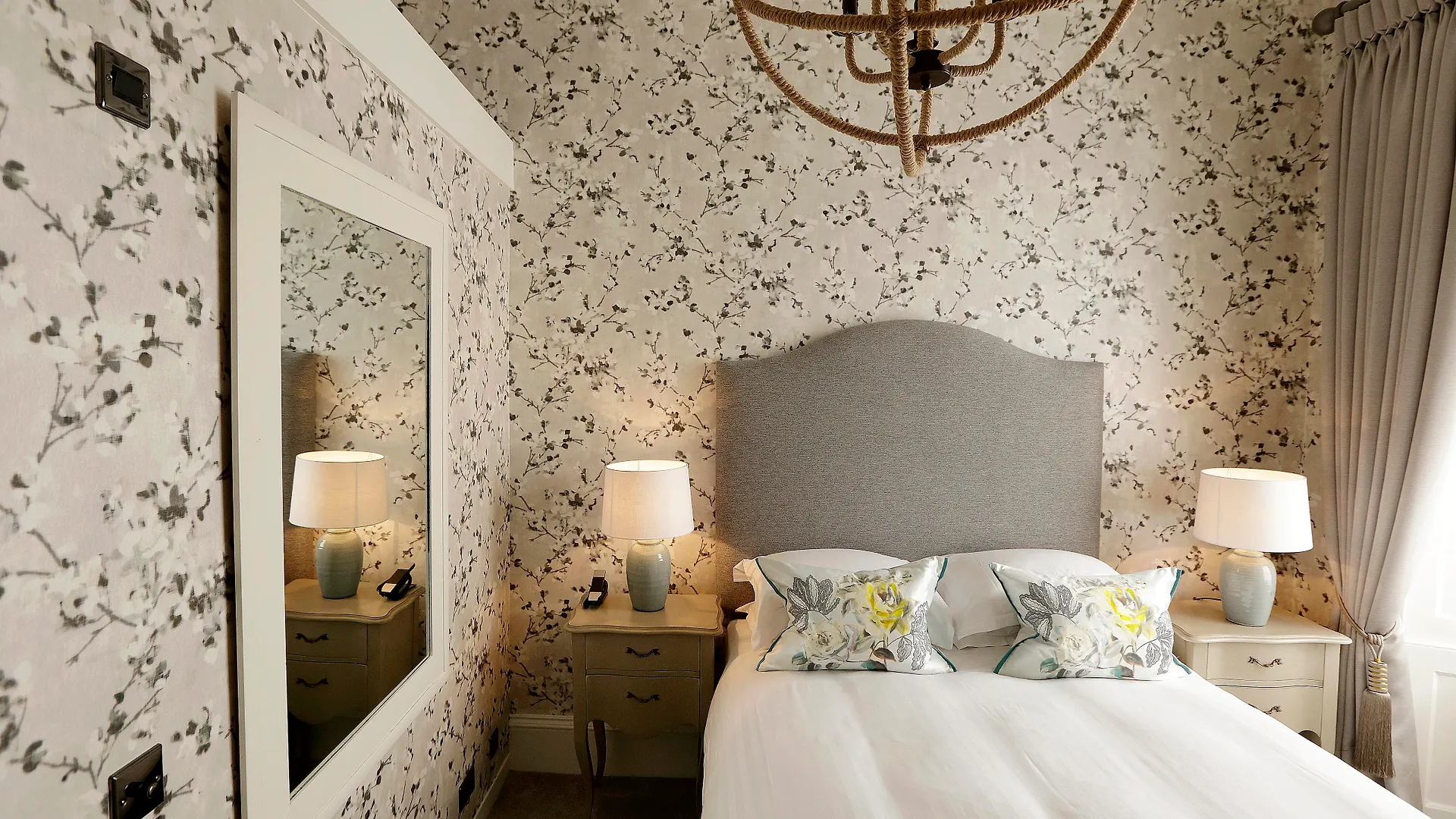 Hotel Nira Caledonia Edimburgo